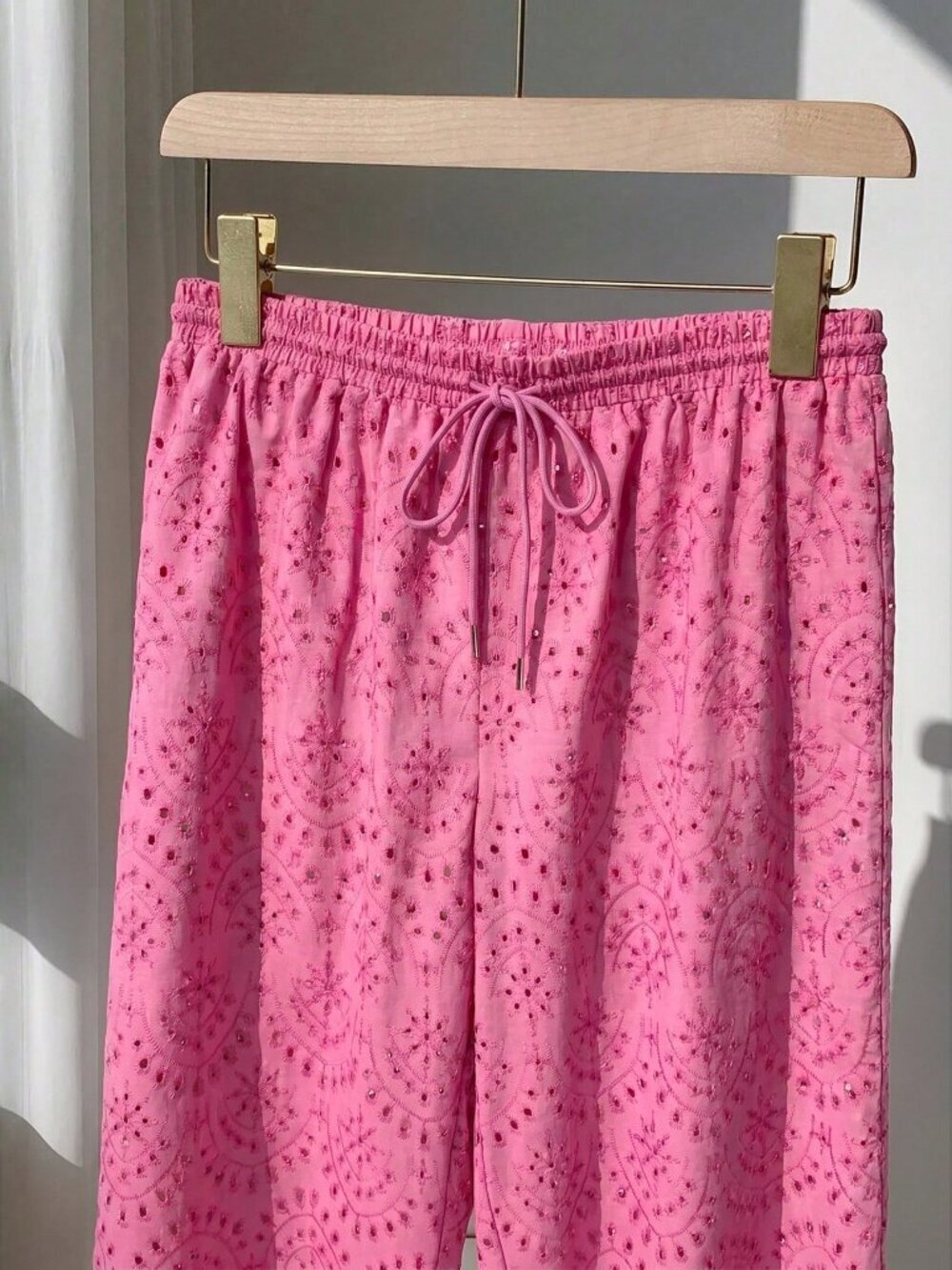 Hot Pink Casual Women's Plus Size Fuchsia Embroidered Loose Pants - Picture 5 of 6